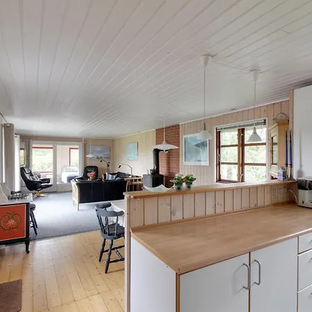 Kastehelmi - 400m From The Sea By Interhome Hébergement de vacances *